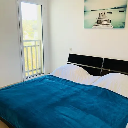 La Residence II Lot B1N6 Apartment *